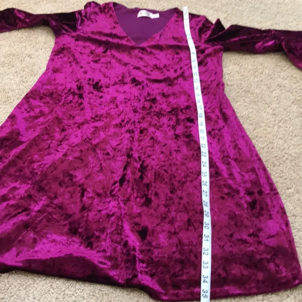 Eliza J SZ 8, dark majenta velvet dress . - Picture 8 of 8